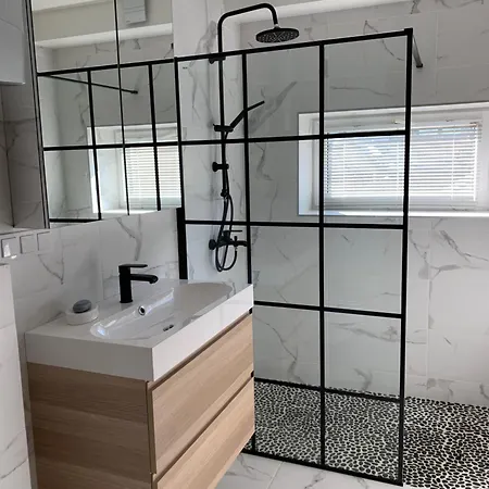 Vytauto 93a Apartamentai *