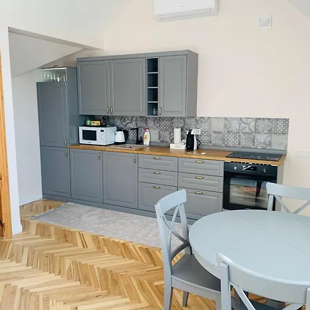 Vytauto 93a Apartamentai * Palanga